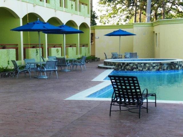 Hotel Novus Caoba Esperanza Buitenkant foto